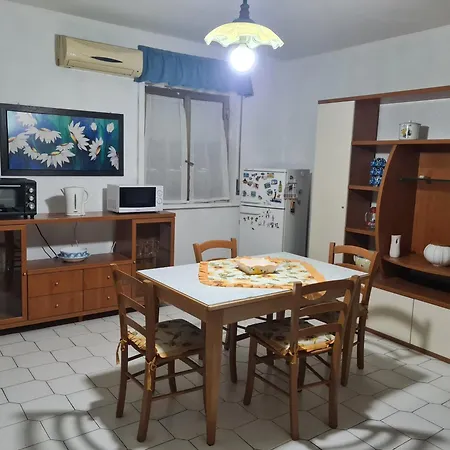 La Casettina Di Tina בית הארחה קטאניה